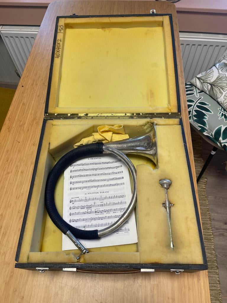 Vintage Sonore Jachthoorn met Koffer, Ophalen of Verzenden, Gebruikt, Overige typen, Met koffer