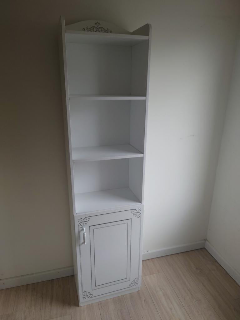 Stevige Boekenkast (46B x 28D x 180H), in zeer nette staat!, Huis en Inrichting, Kasten | Boekenkasten, Ophalen, Minder dan 50 cm