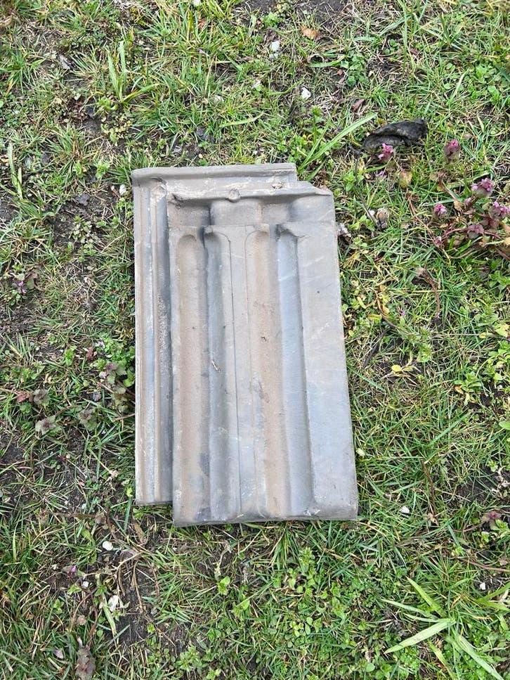 Grijze dakpannen, verschillende soorten, Ophalen, Gebruikt, Steen of Klei, Zwart