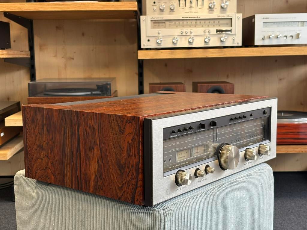 Luxman R-1050 versterker en handleiding, Refurbished, Ophalen, Overige merken, Minder dan 60 watt