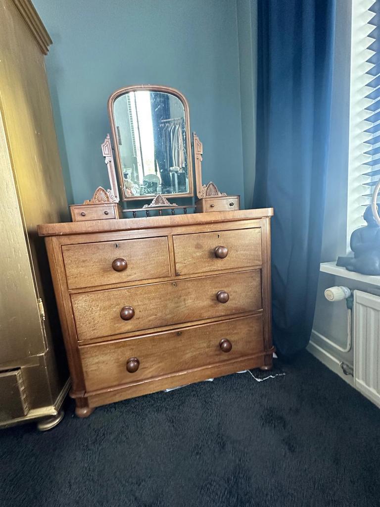 Mahonie kaptafel ladenkast, 100 tot 150 cm, Ophalen of Verzenden, Zo goed als nieuw, 3 of 4 laden