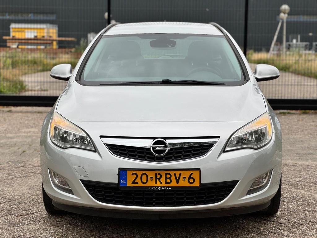 Opel Astra Sports Tourer 1.4 Turbo Edition/navi/psensor/trek, Euro 5, Gebruikt, 4 cilinders, 1337 kg