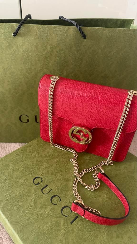 Gucci GG Marmont schoudertasje rood ,Origineel, Sieraden, Tassen en Uiterlijk, Tassen | Damestassen, Ophalen of Verzenden, Zo goed als nieuw