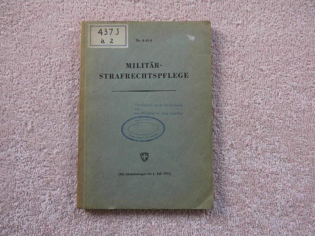 Militär - strafrechtspflege  - Nr.A61d - 1951, Ophalen of Verzenden, Landmacht, Duitsland, Boek of Tijdschrift