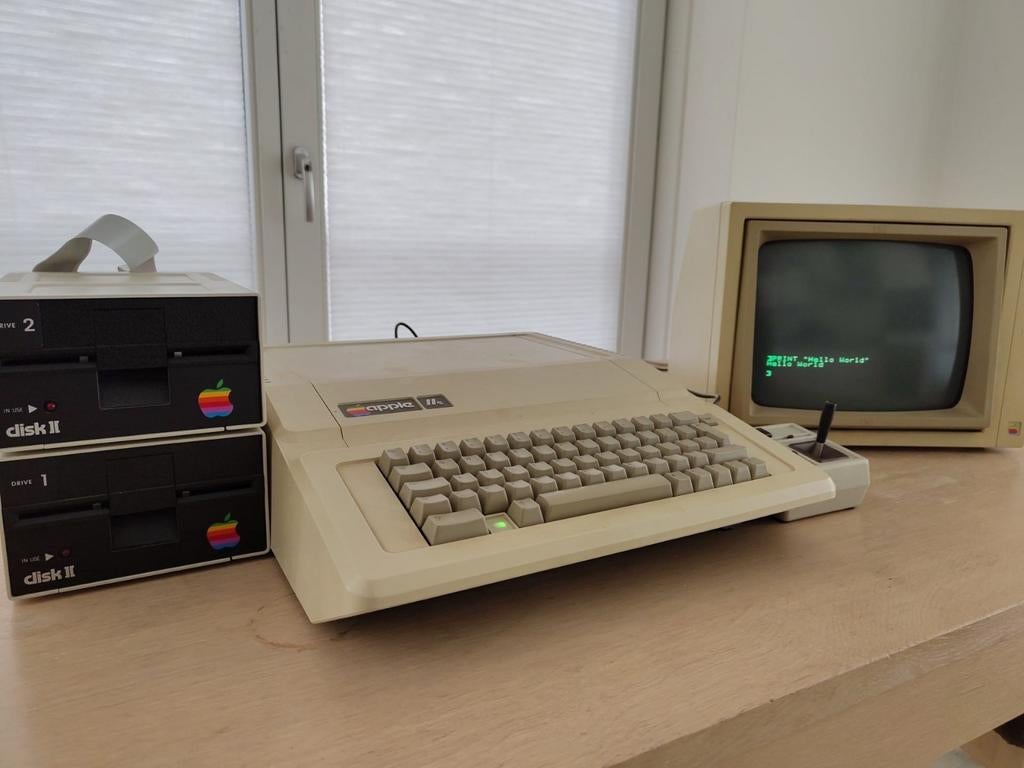 Compleet en werkend Apple IIe systeem met 2x Disk II,monito, Computers en Software, Ophalen of Verzenden, Apple