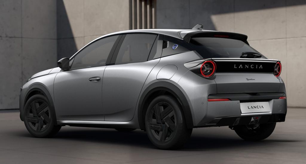 Lancia Ypsilon 51 kWh DIRECT RIJDEN - GRATIS WALLBOX - 8 JAA, Stof, Zwart, 156 pk, Origineel Nederlands