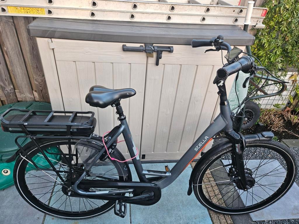 Stella Livorno elektrische fiets, goed onderhouden, Zo goed als nieuw, 55 tot 59 cm, 30 tot 50 km per accu, Ophalen