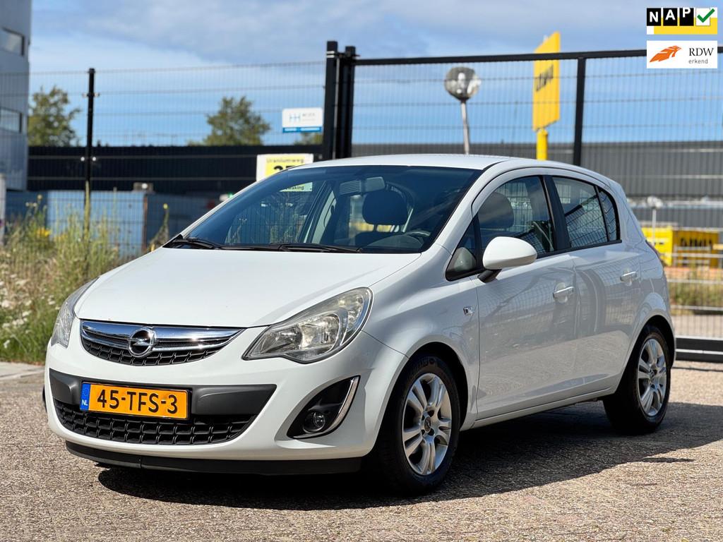 Opel Corsa 1.3 CDTi EcoFlex S/S Business Edition/NAVI/CRUISE, Auto's, Euro 5, 28 km/l, Gebruikt, Wit