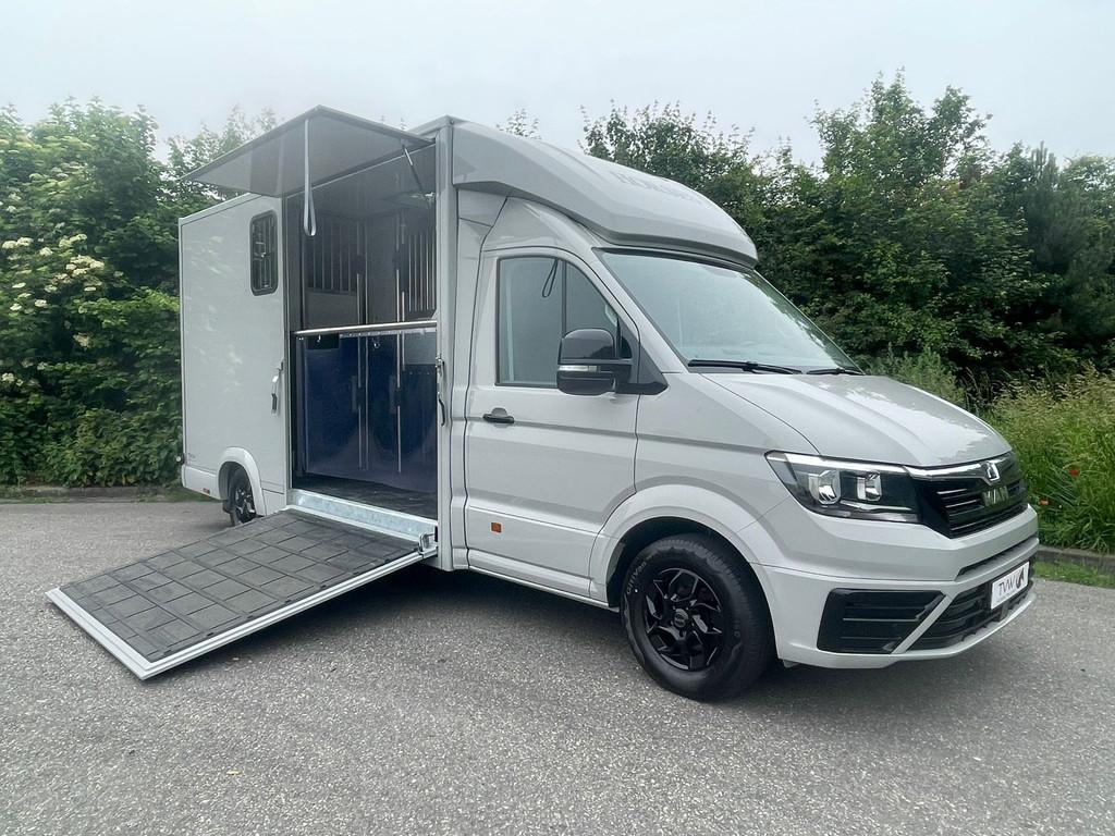 MAN TGE 3.180 Paardewagen / Horsetruck / Veewagen (bj 2024), Dieren en Toebehoren, Paarden en Pony's | Trailers en Aanhangwagens
