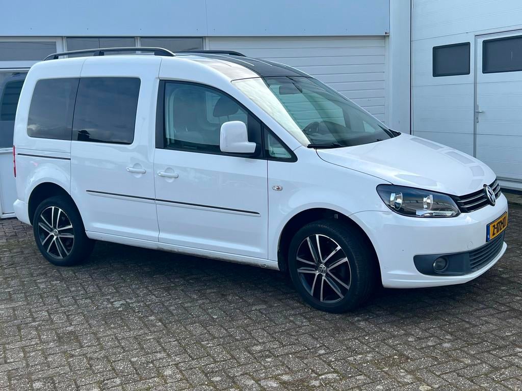Volkswagen Caddy 1.2 TSI Highline EDITION 30 UITVOERING+HALF, Voorwielaandrijving, Euro 5, 15 km/l, Gebruikt