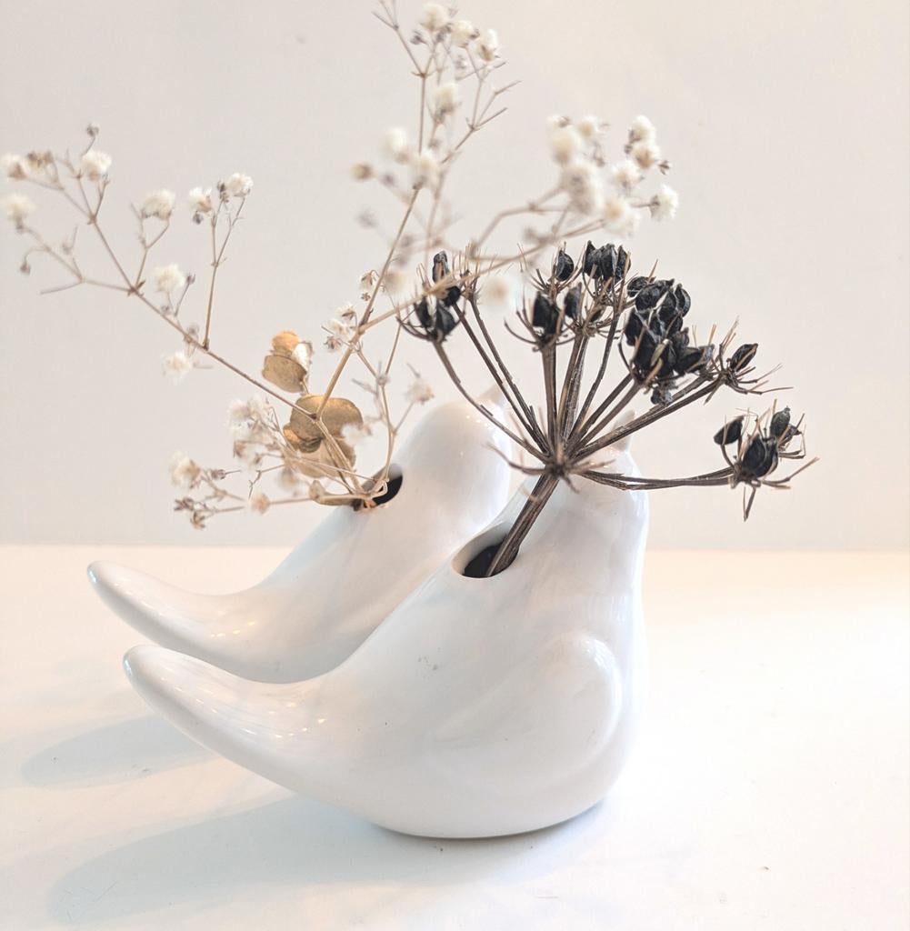 Beeld/ Vaasje - 2 vogeltjes - 13.5 x 14 x 9.5 cm, Ophalen of Verzenden, Rond, Porselein of Keramiek