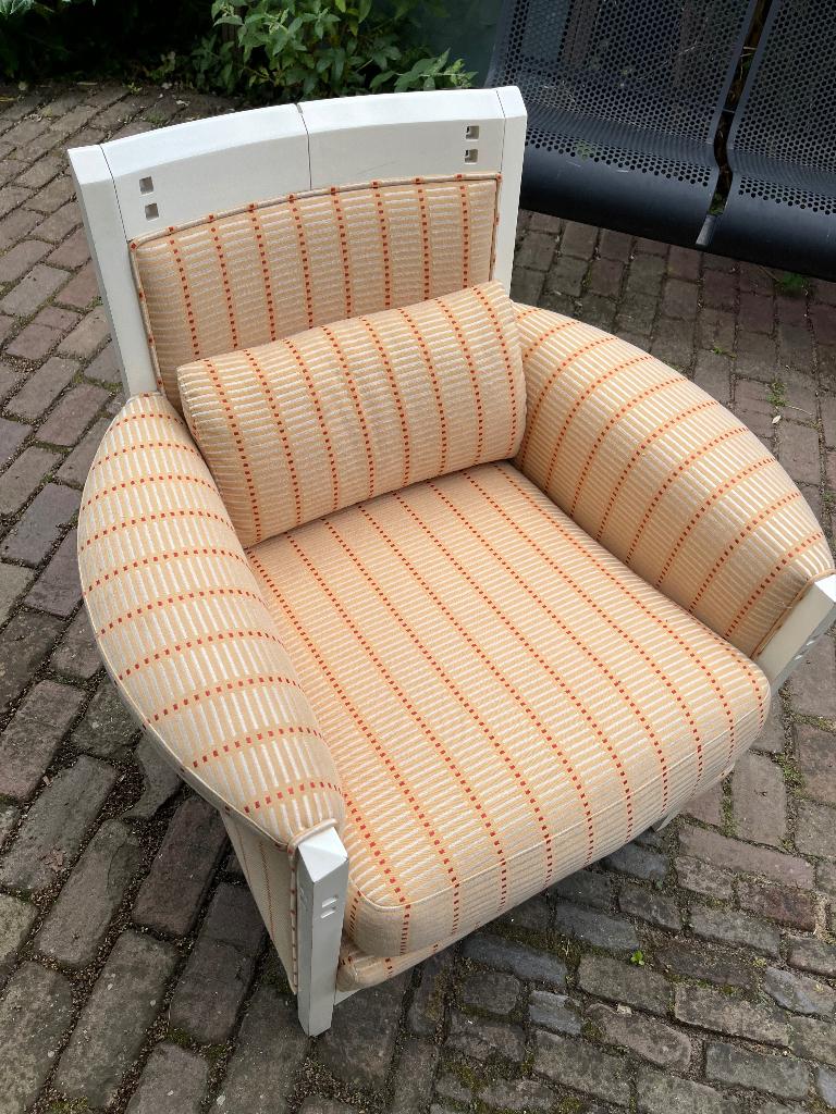 Giorgetti Damesfauteuil nieuwe bekleding klassieker, Huis en Inrichting, Fauteuils, Ophalen, Overige materialen, Minder dan 75 cm