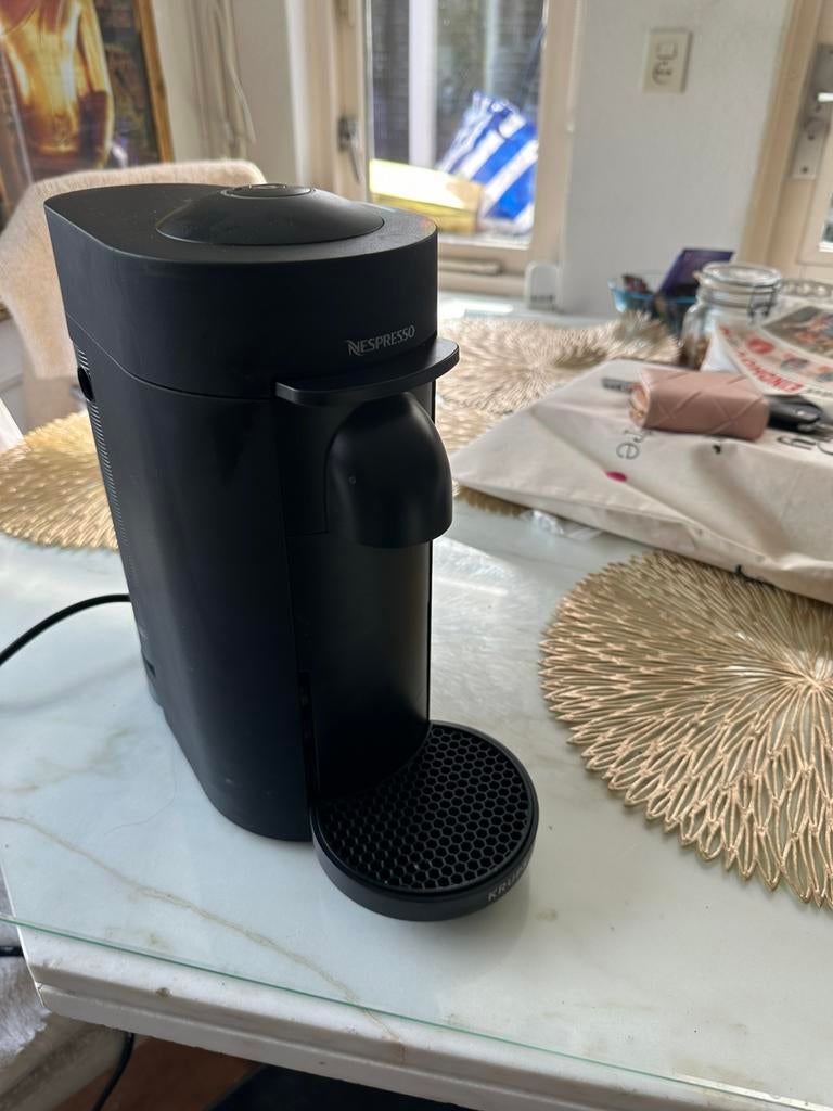 Mooie Nespresso vertuo, Ophalen, Zo goed als nieuw