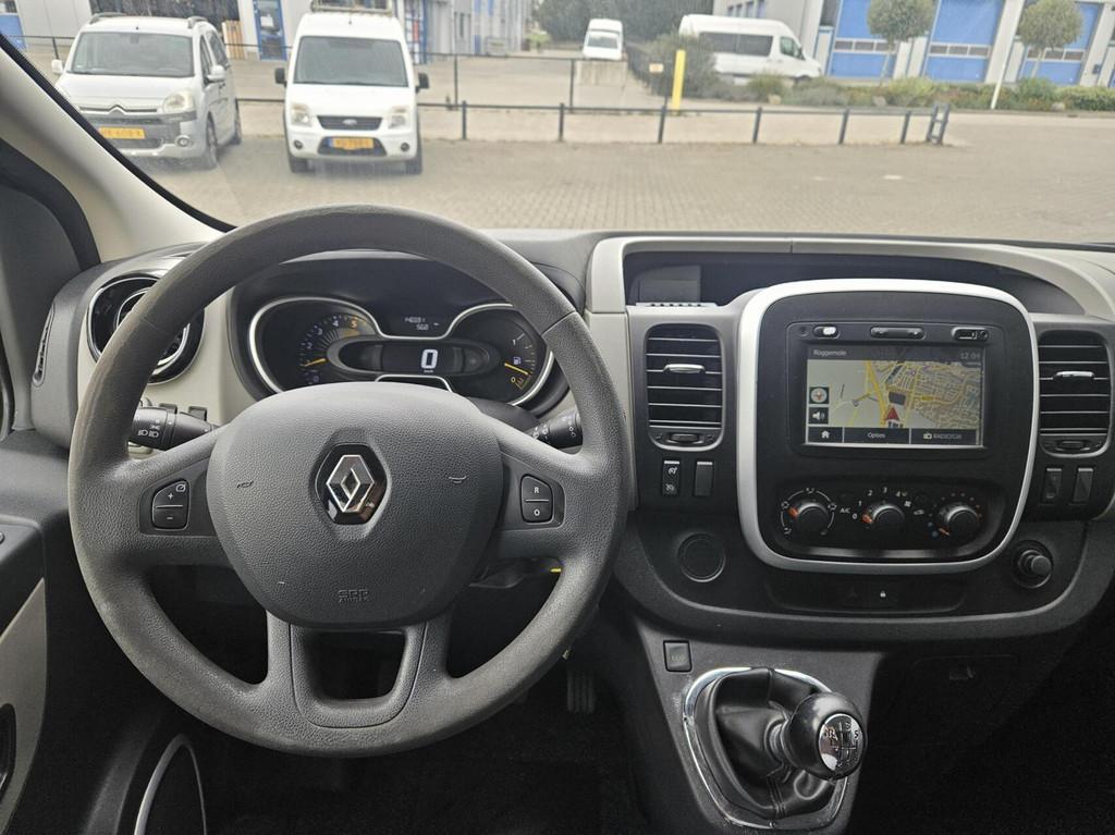 Renault Trafic 1.6 dCi L2H1 DC Invalide lift 4-pers Marge, Euro 5, Gebruikt, 4 cilinders, 2000 kg