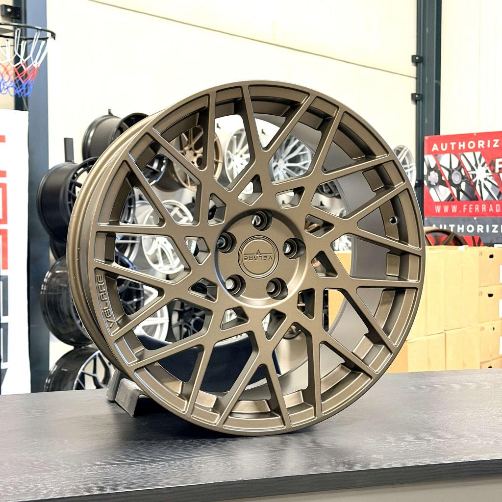 Velare VLR03 Velgen 19 Inch BMW F40 F70 X1 X2 iX1 iX2 5X112, 19 inch, Velg(en), Velare Wheels, Nieuw