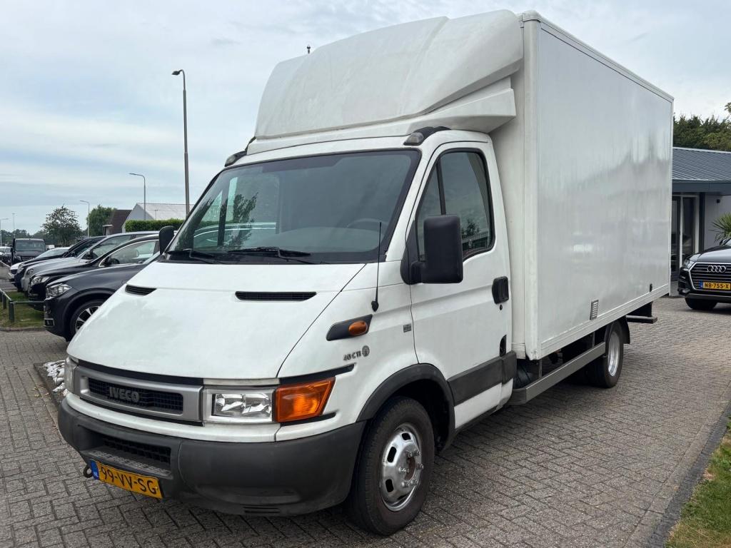 Iveco Daily 40C11 Bakwagen Meubelbak 2001 Dubbel Lucht, Auto's, Bestelauto's, Achterwielaandrijving, Gebruikt, 4 cilinders, Wit