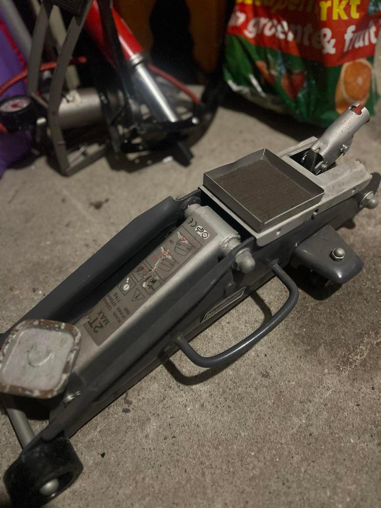 Nordauto garagekrik 2T MAX, Ophalen of Verzenden, Gebruikt, Hydraulisch, Garagekrik