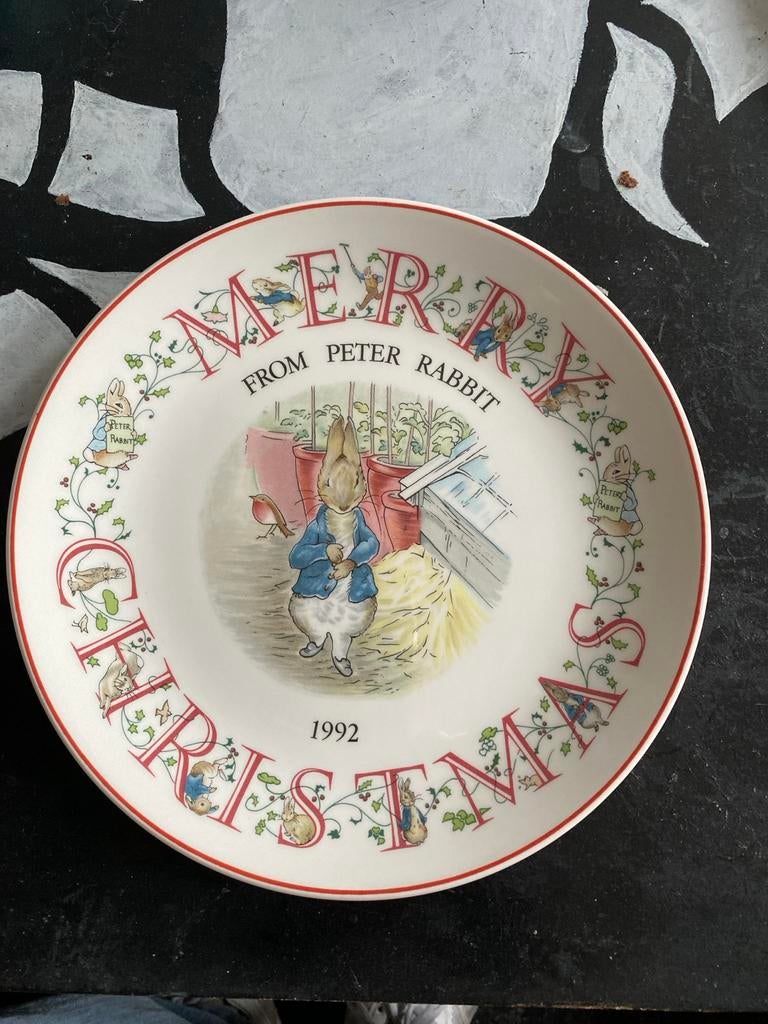Wedgwood Peter Rabbit Kerstbord 1992, Huis en Inrichting, Keuken | Servies, Ophalen of Verzenden, Zo goed als nieuw, Bord(en)