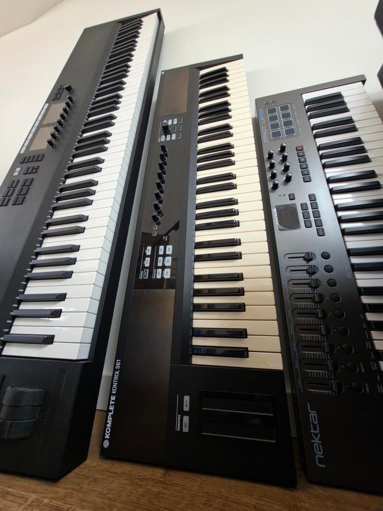 Komplete Kontrol S61 MK1 (perfecte staat), Ophalen, Zo goed als nieuw, 61 toetsen, Overige merken