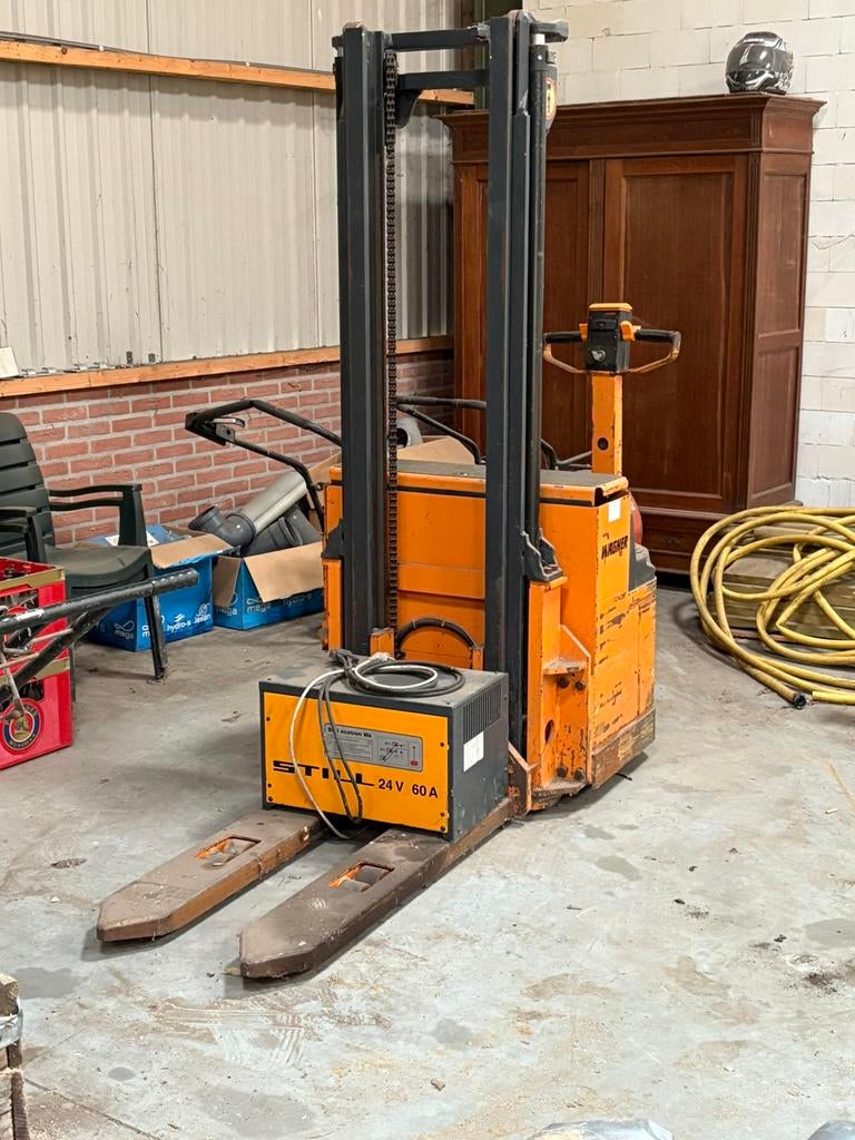 Stapelaar, Zakelijke goederen, Machines en Bouw | Heftrucks en Intern transport, 1000 tot 2000 kg, Ophalen, Elektrisch, Stapelaar