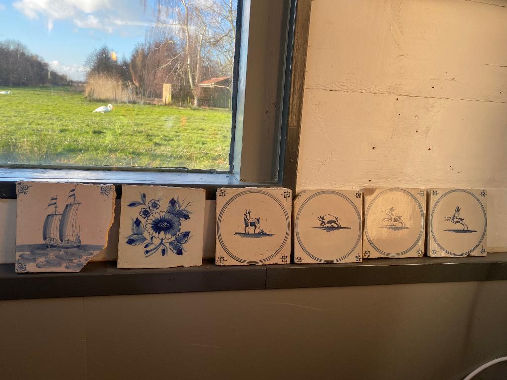 Witjes tegeltjes, Antiek en Kunst, Antiek | Wandborden en Tegels, Verzenden