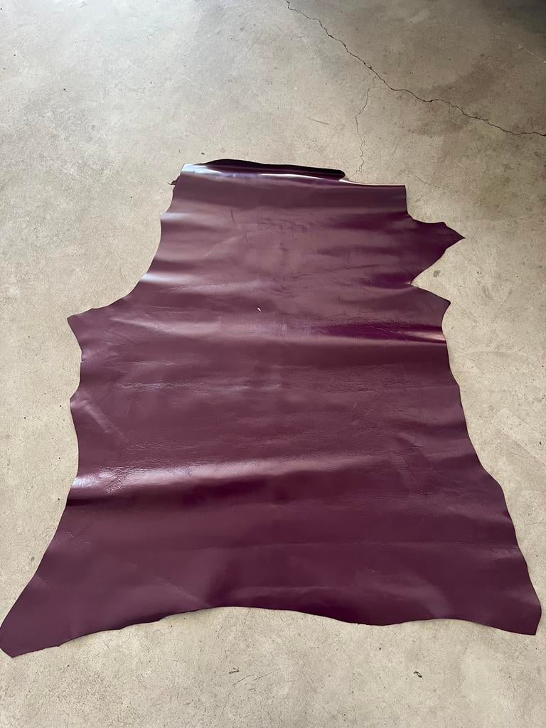 Geitenleer paarse lap 85 x 65 (5), Hobby en Vrije tijd, Stoffen en Lappen, Leer of Kunstleer, Ophalen of Verzenden, Zo goed als nieuw