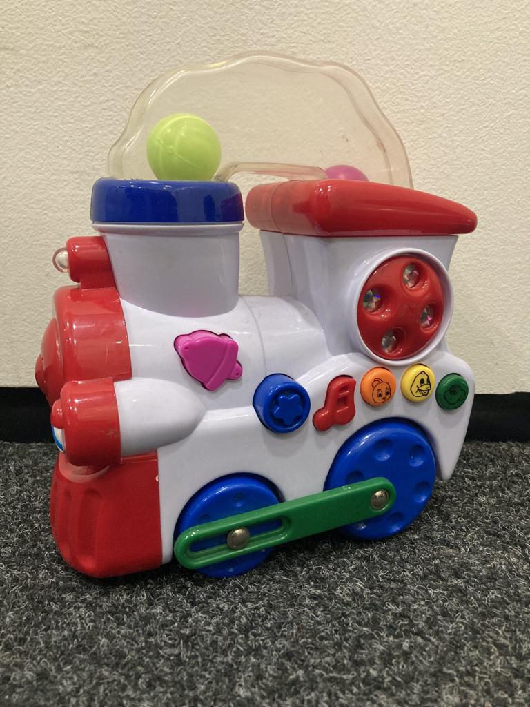 Navystar muziek trein in goede staat., Ophalen, Zo goed als nieuw