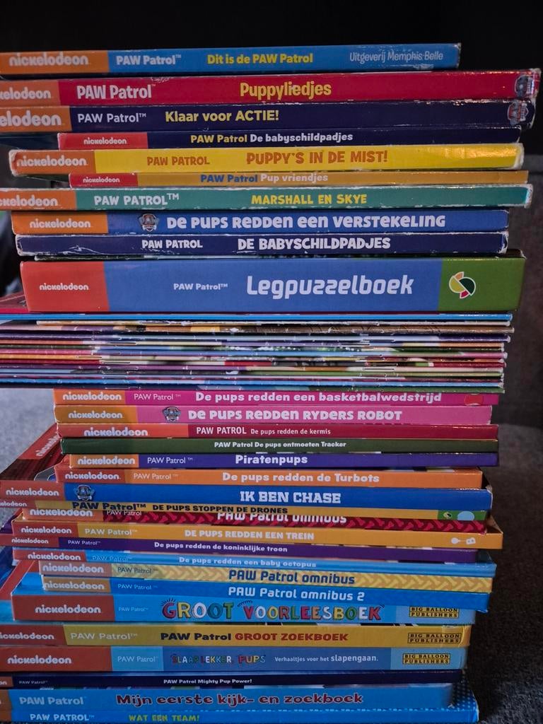 Paw Patrol - Verzameling boeken 48x, Boeken, Ophalen of Verzenden, Zo goed als nieuw, 3 tot 4 jaar