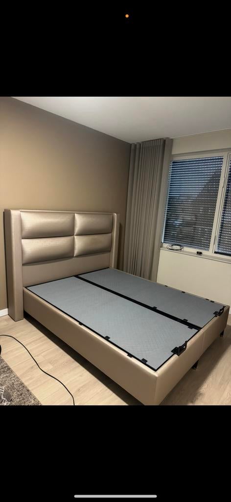 Springbox, Huis en Inrichting, Slaapkamer | Bedden, Ophalen of Verzenden, Zo goed als nieuw, Eenpersoons, Hout