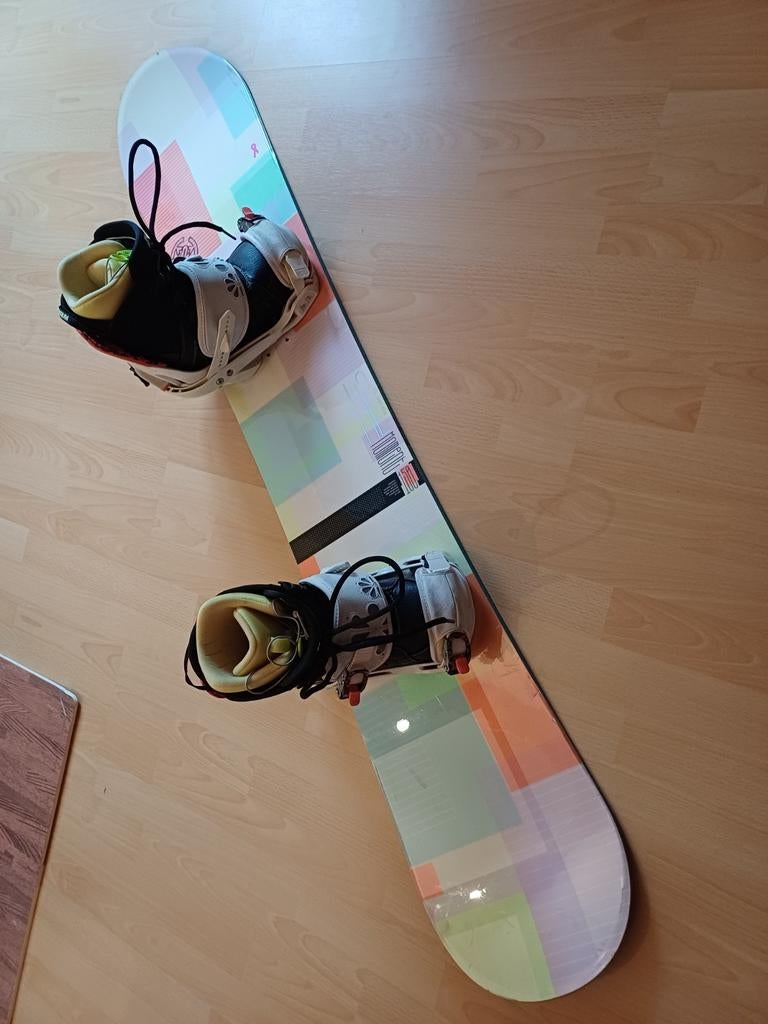 K2 Moment Snowboard 150cm met bindingen en boots, Sport en Fitness, Ophalen, Zo goed als nieuw, Board