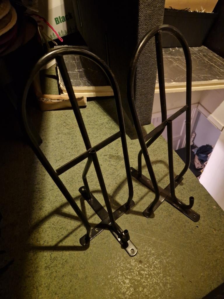 2 nieuwe zadelsteunen, Dieren en Toebehoren, Paarden en Pony's | Overige Paardenspullen, Ophalen, Nieuw