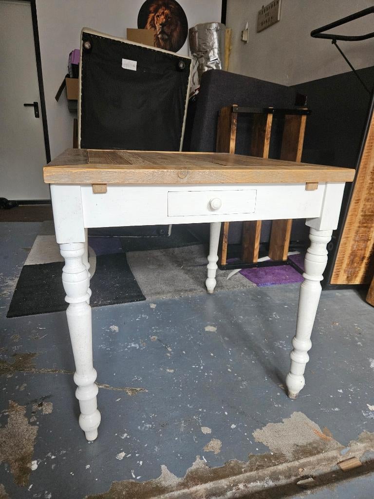 Klein Vintage TAFELTJE 90x74 bij 75 hoog zelf opgeknapt, Ophalen of Verzenden, Vierkant, 50 tot 100 cm, 50 tot 100 cm