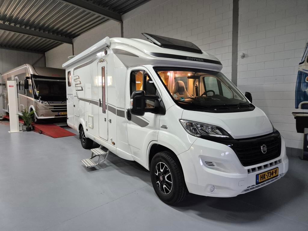 Hymer T 588 SL | 150PK | Levelsysteem | 2x Zonnepaneel |, Rookmelder, Ringverwarming, Koelkast, Fiat
