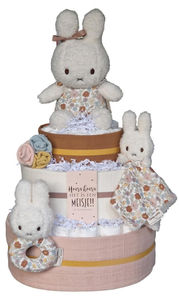 Nijntje luiertaart , babyshower , luiertaart meisje, Kraamcadeau, Little.dutch, Tweeling5@hotmail.com, Nieuw