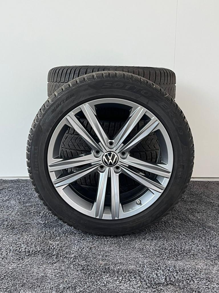 18” Volkswagen Arteon Velgen met winterbanden - Pirelli, Auto-onderdelen, Ophalen, 18 inch, Banden en Velgen, Winterbanden