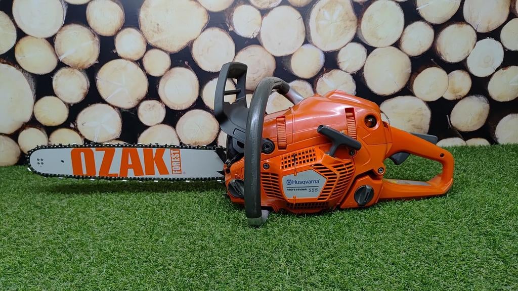 ZEER NETTE Husqvarna 555 XP Prof. Benzine Kettingzaag 4,2 PK, Ophalen of Verzenden, Zo goed als nieuw, Overige soorten, Husqvarna
