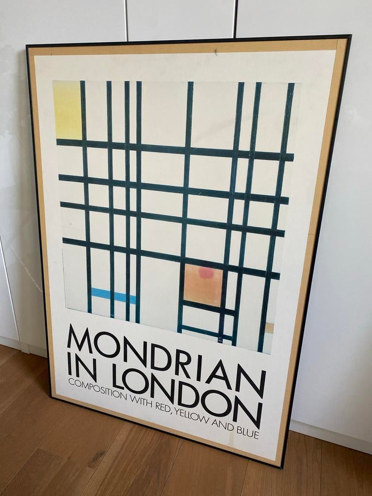 Lijst met poster van mondriaan, Ophalen
