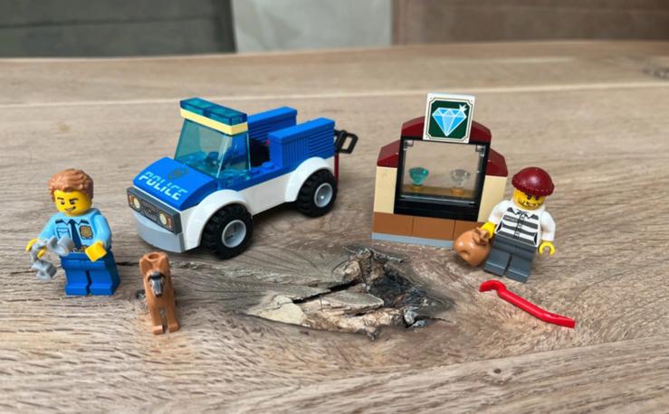 Lego 60241 Politie hondenpatrouille, Ophalen of Verzenden, Zo goed als nieuw