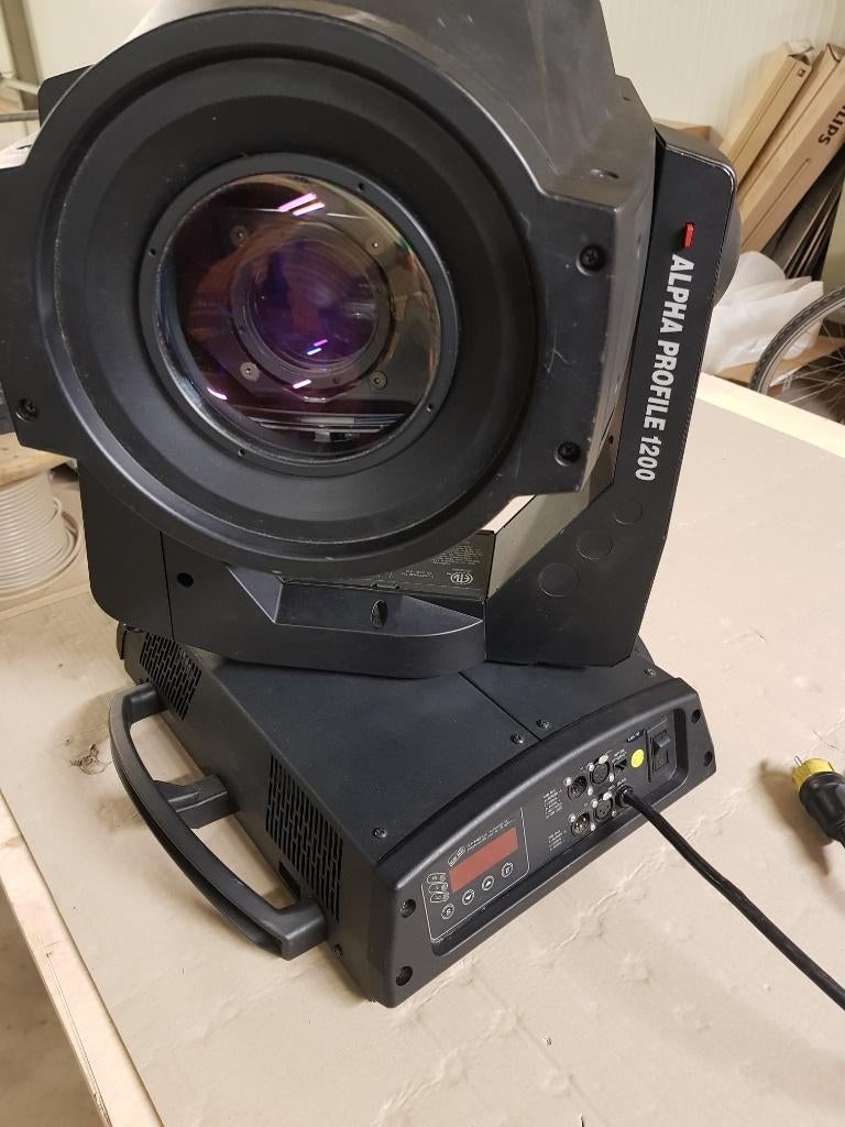 Clay Paky Alpha Profile 1200, Muziek en Instrumenten, Licht en Laser, Ophalen, Gebruikt, Licht