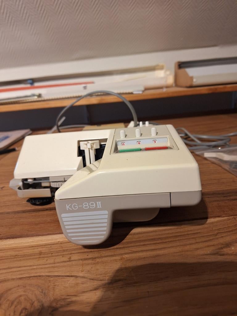 Brother KG 89-2, Ophalen of Verzenden, Gebruikt, Groter dan 1:32, Overige merken