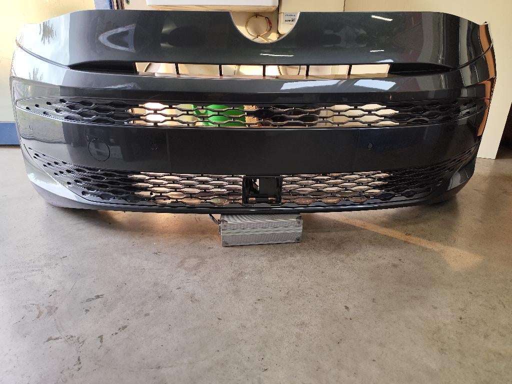 VW T7 multivan Voorbumper, Ophalen