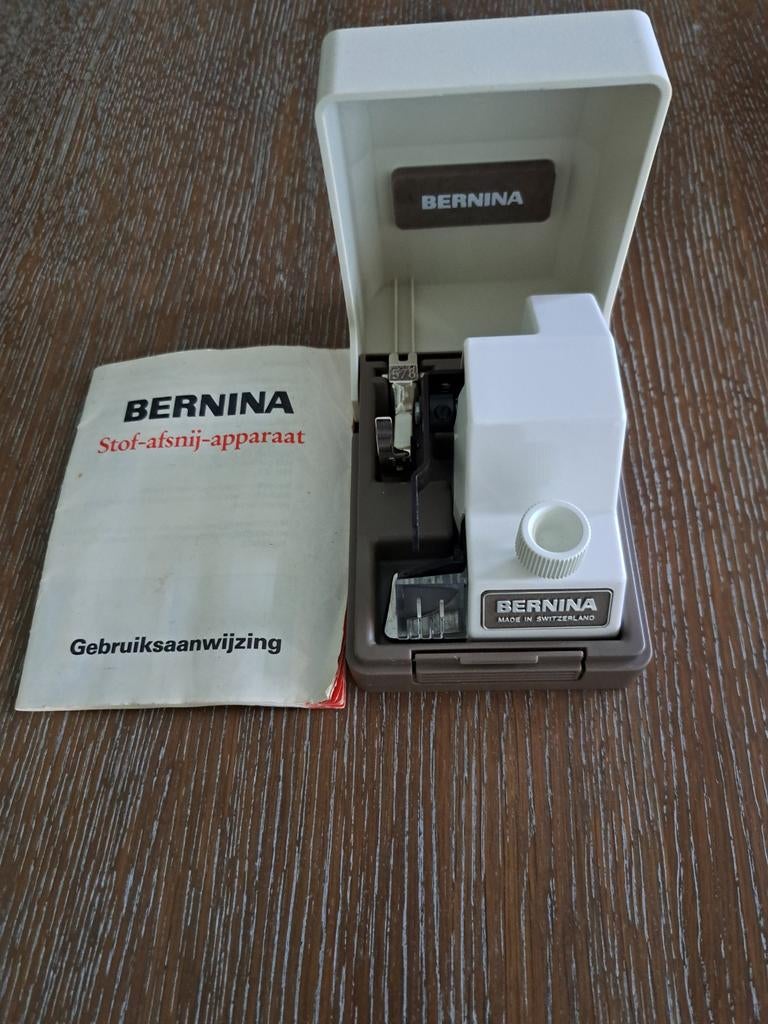 Bernina afsnijapparaat, Ophalen of Verzenden, Naaimachine, Overige merken