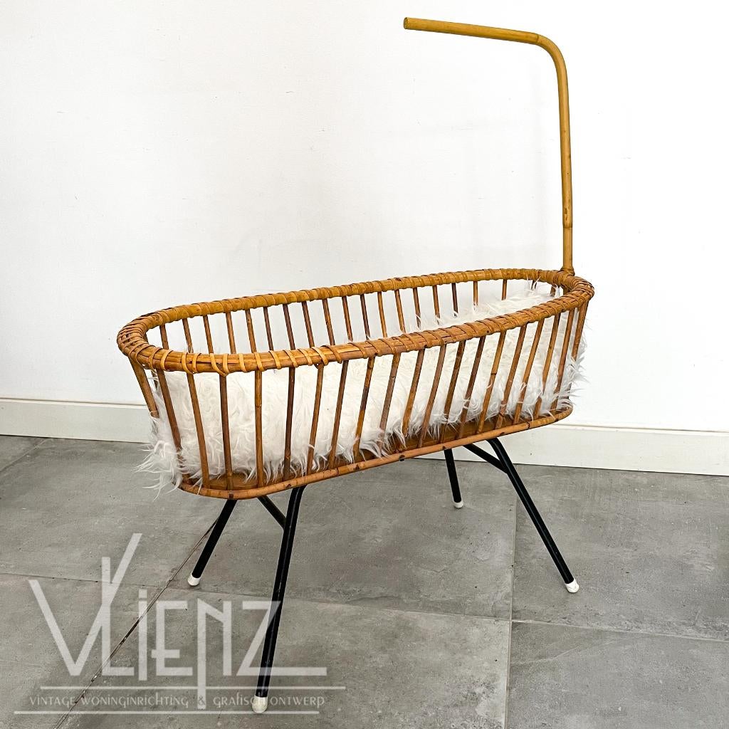 Vintage Rohé, rotan, rattan poppenbedje, bedje pop, retro, Verzamelen, Ophalen, Huis en Inrichting