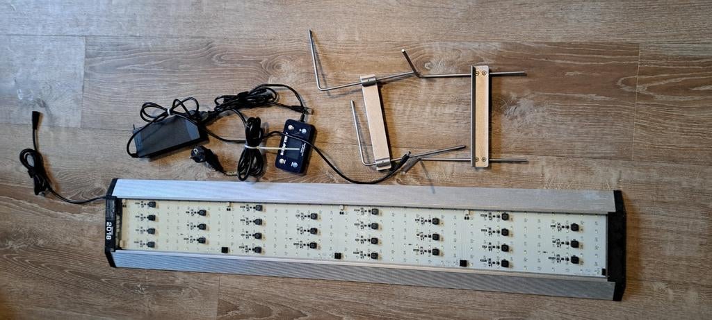 Aquamedic aquarius 120 aquarium lamp, Ophalen of Verzenden, Zo goed als nieuw, Verlichting of Verwarming