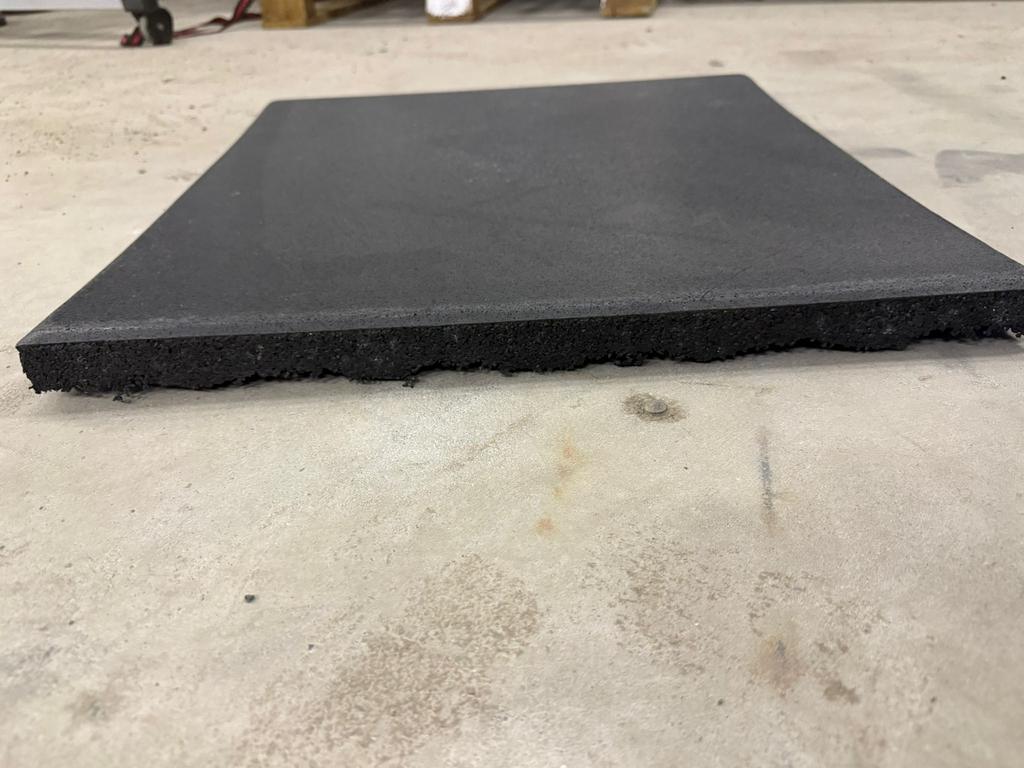 Vol rubberen vloer tegels 50 x 50 x 3 cm tegel mat, Ophalen, Gebruikt, 40 tot 60 cm, 10 m² of meer