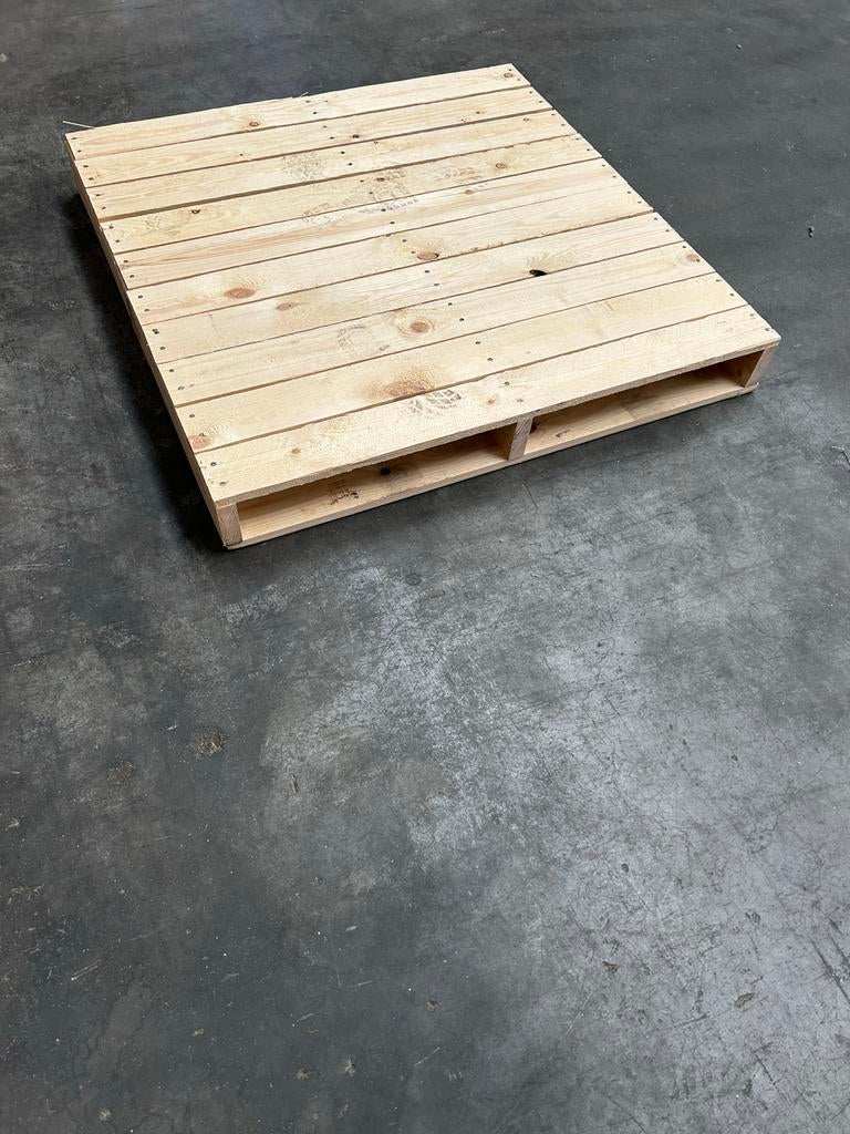 Houten Pallets circa 105x105, Ophalen, Gebruikt, Hout