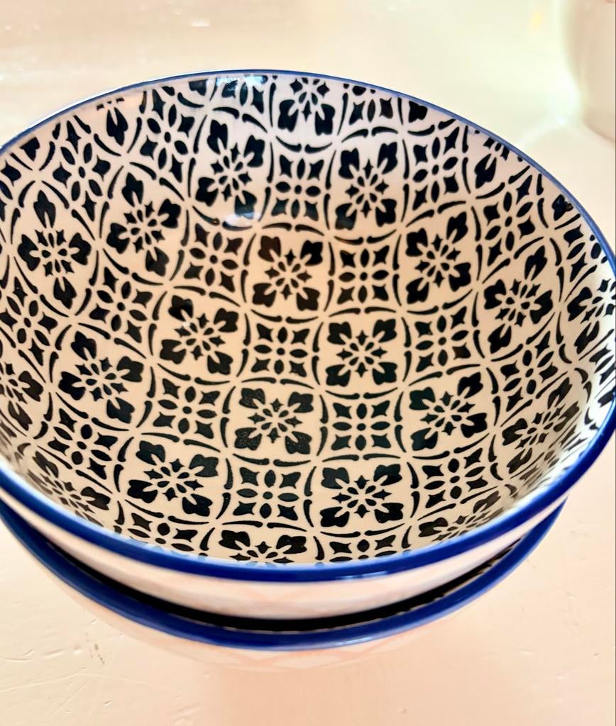 2 Leuke Schaaltjes van Xenos, Porselein of Keramiek, Schaal, Rond, Ophalen of Verzenden