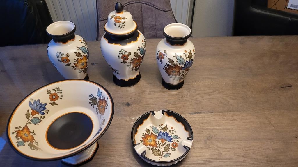 Flora Gouda Plateel aardewerk set, Antiek en Kunst, Ophalen of Verzenden