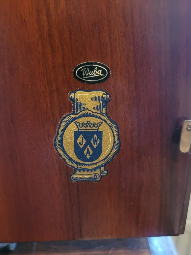 Wuba tafelklok, Ophalen