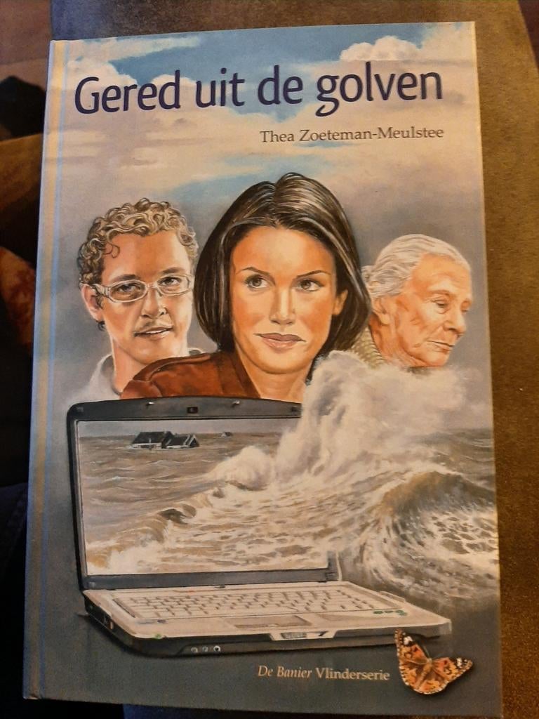 Gered uit de golven - Thea Zoeteman-Meulstee, Boeken, Romans, Ophalen of Verzenden, Zo goed als nieuw, Thea Zoeteman-Meulstee